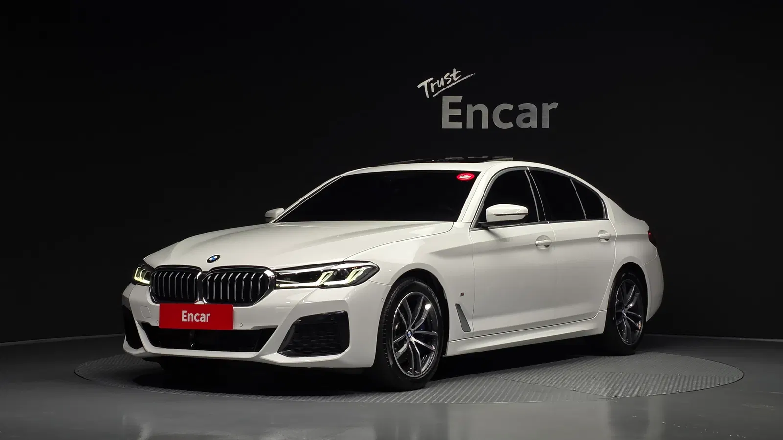 BMW Série 5 (G30) 523d xDrive M Sport 2022 — photo 1 sur 31
