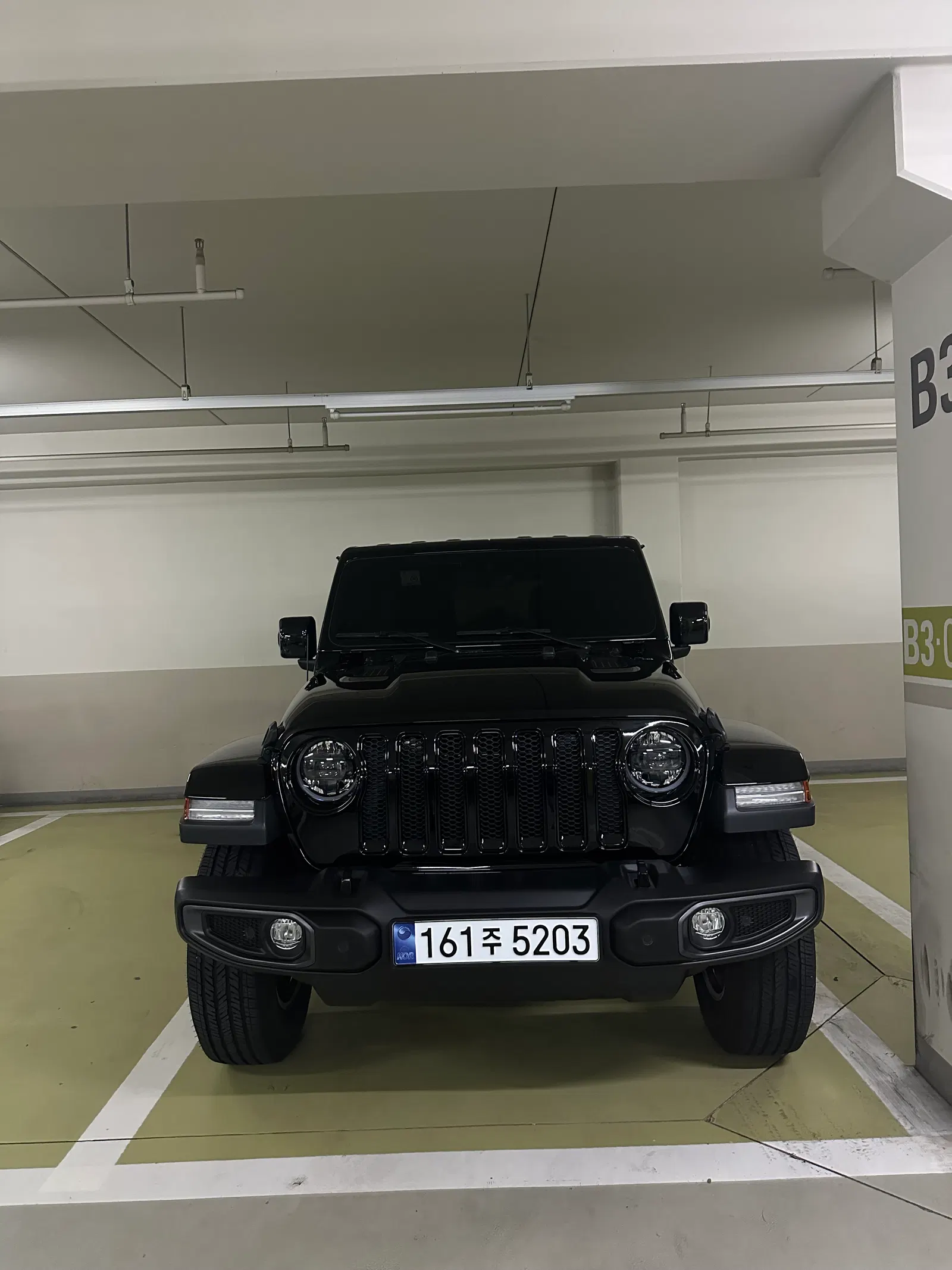 Jeep Wrangler (JL) 2.0 Overland 4 portes 2023 — photo 1 sur 26