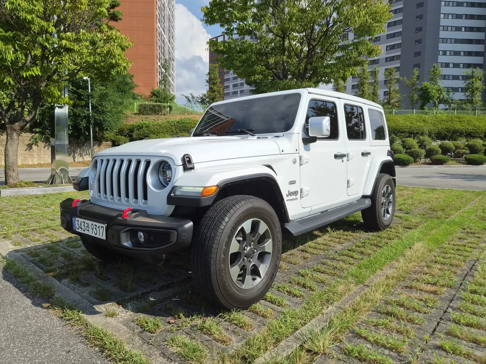 Jeep Wrangler (JL) 2.0 Overland Power Top 4 portes 2022 — photo 1 sur 26