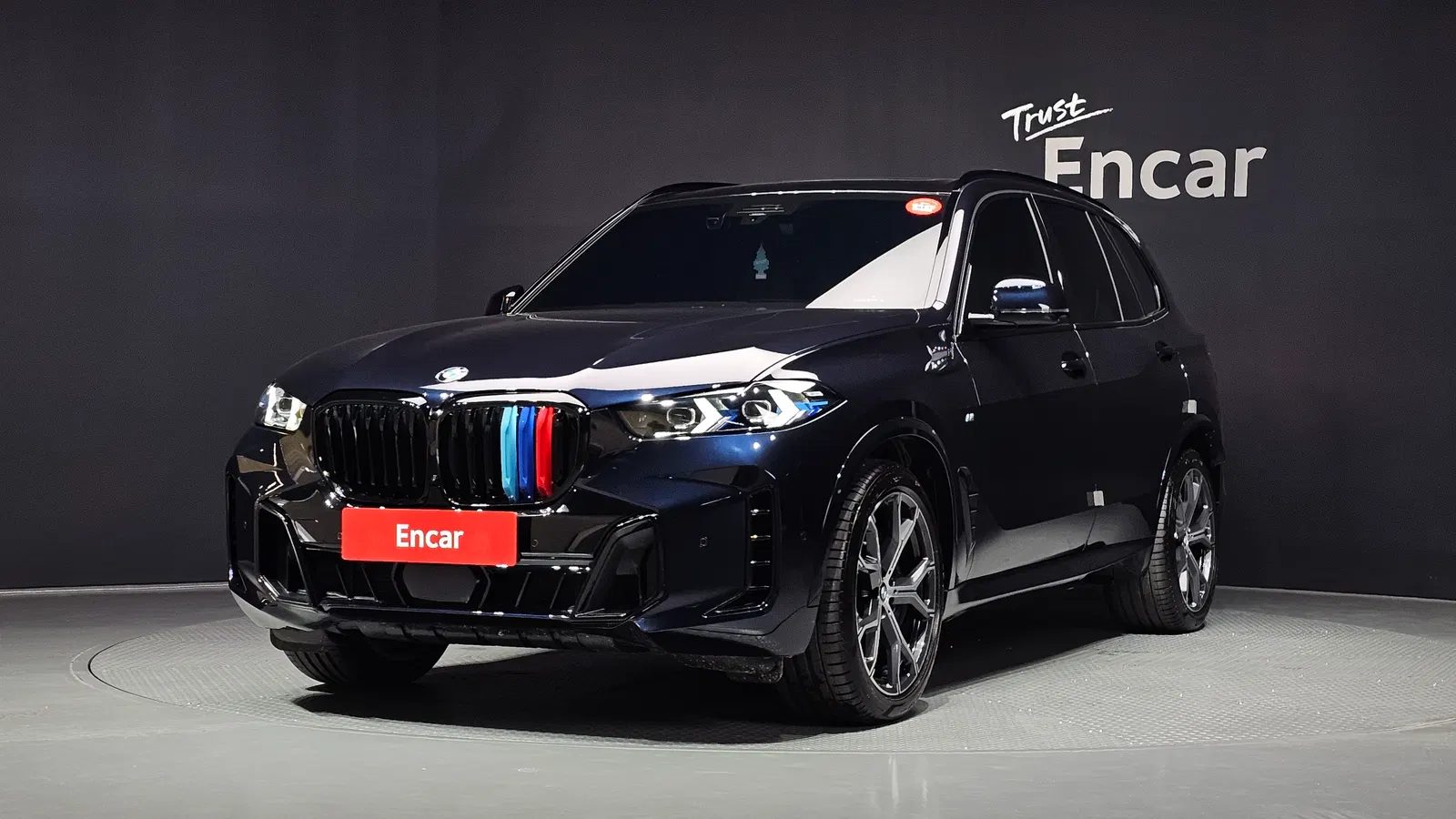 BMW X5 (G05) xDrive 40i M Sport 2026 — photo 1 sur 8