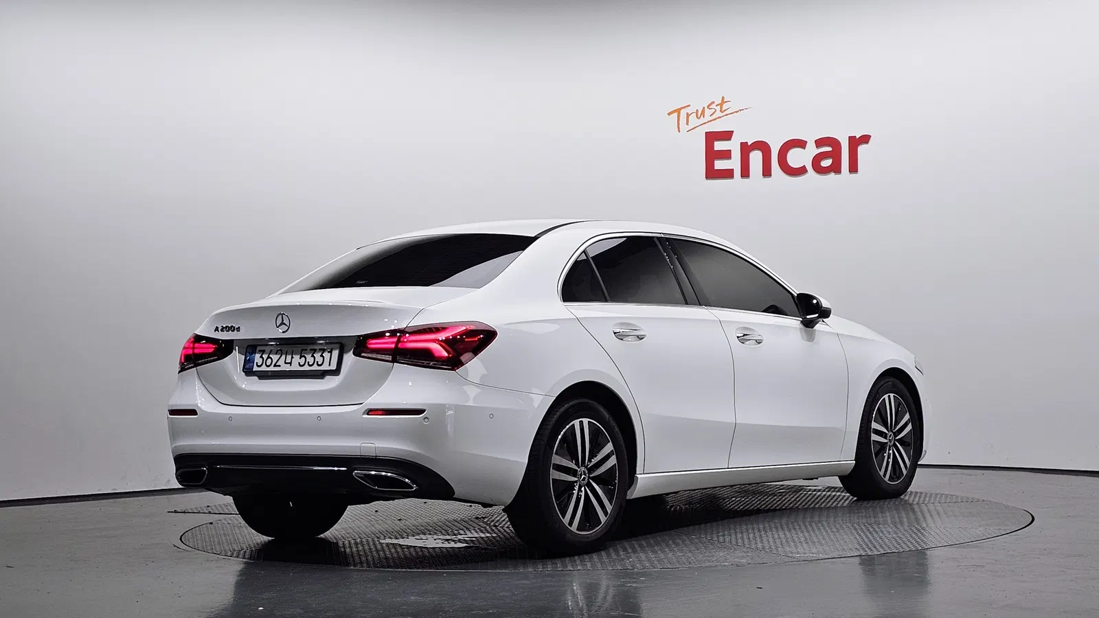 Mercedes-Benz Classe A A200d Berline (W177) 2021 — photo 1 sur 30
