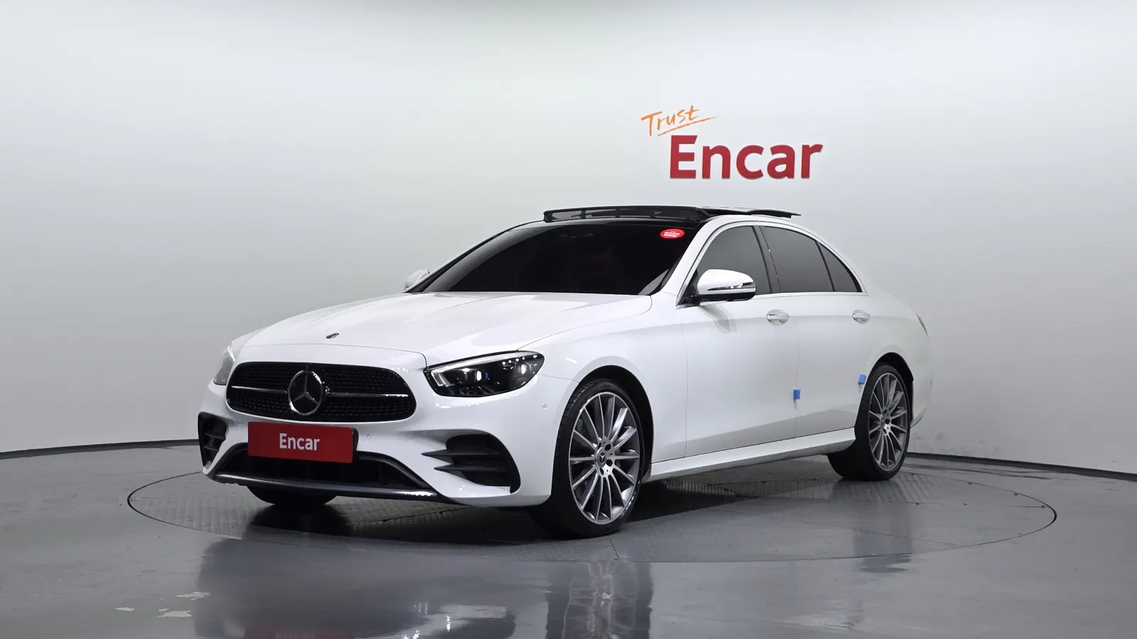 Mercedes-Benz Classe E AMG Line · E350 4MATIC (W213) 2021 — photo 1 sur 20