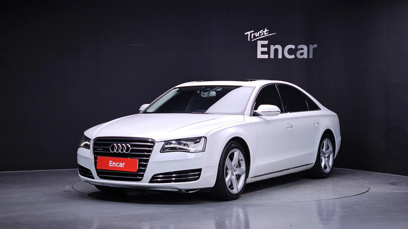 Audi A8 4.2 FSI Quattro 2011 — photo 1 sur 20