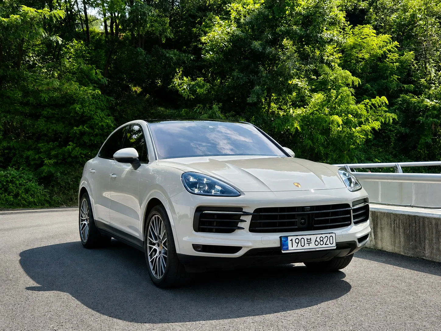 Porsche Cayenne (PO536) 3.0 Coupé Platinum Edition 2022 — photo 1 sur 26