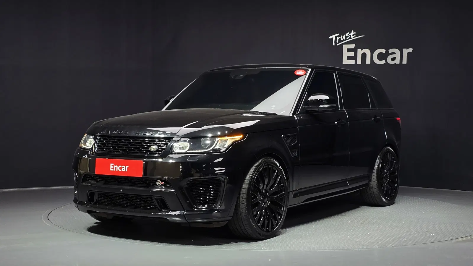 Land Rover Range Rover Sport 2e génération 5.0 SVR 2016 — photo 1 sur 20
