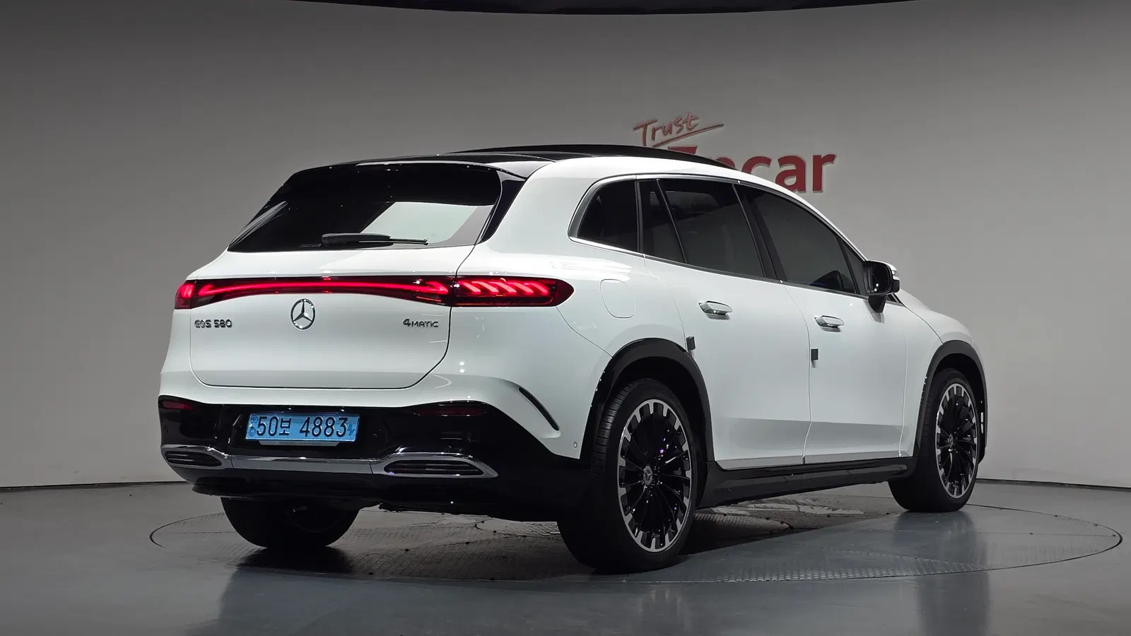 Mercedes-Benz EQS EQS580 4MATIC SUV (X296) 2023 — photo 1 sur 36