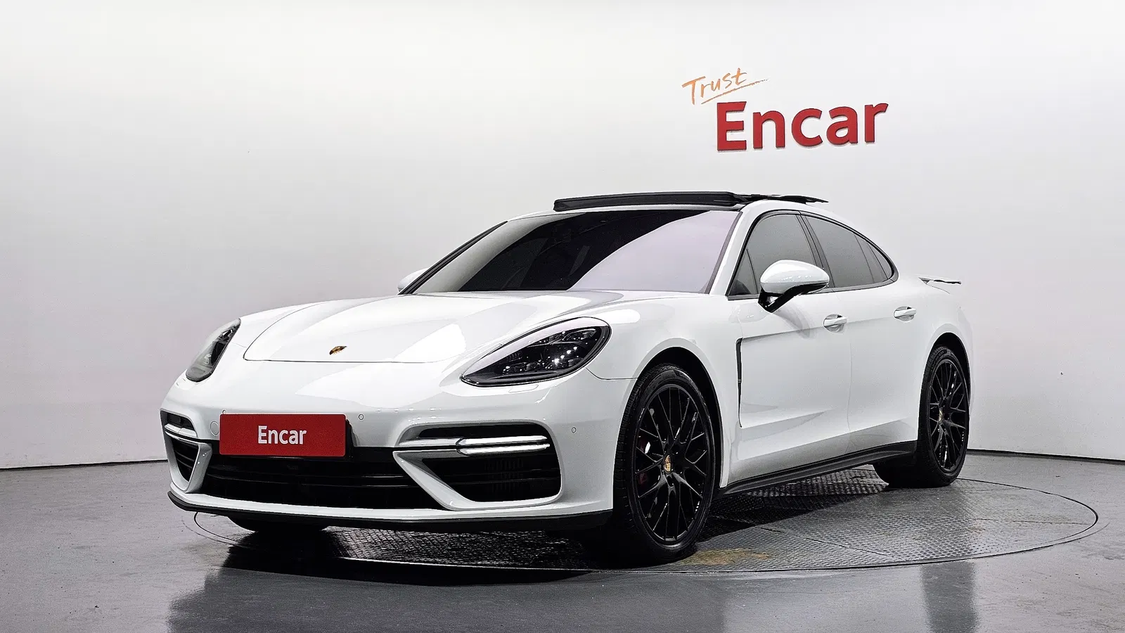 Porsche Panamera (971) 4.0 Turbo 2017 — photo 1 sur 20