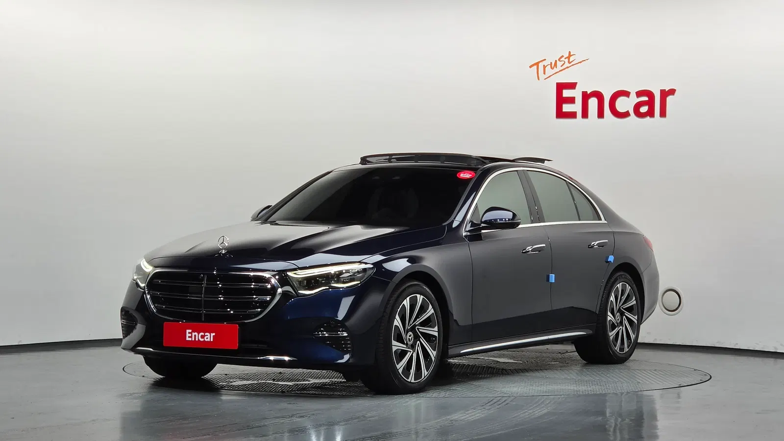 Mercedes-Benz Classe E E300 4MATIC Exclusive (W214) 2024 — photo 1 sur 33