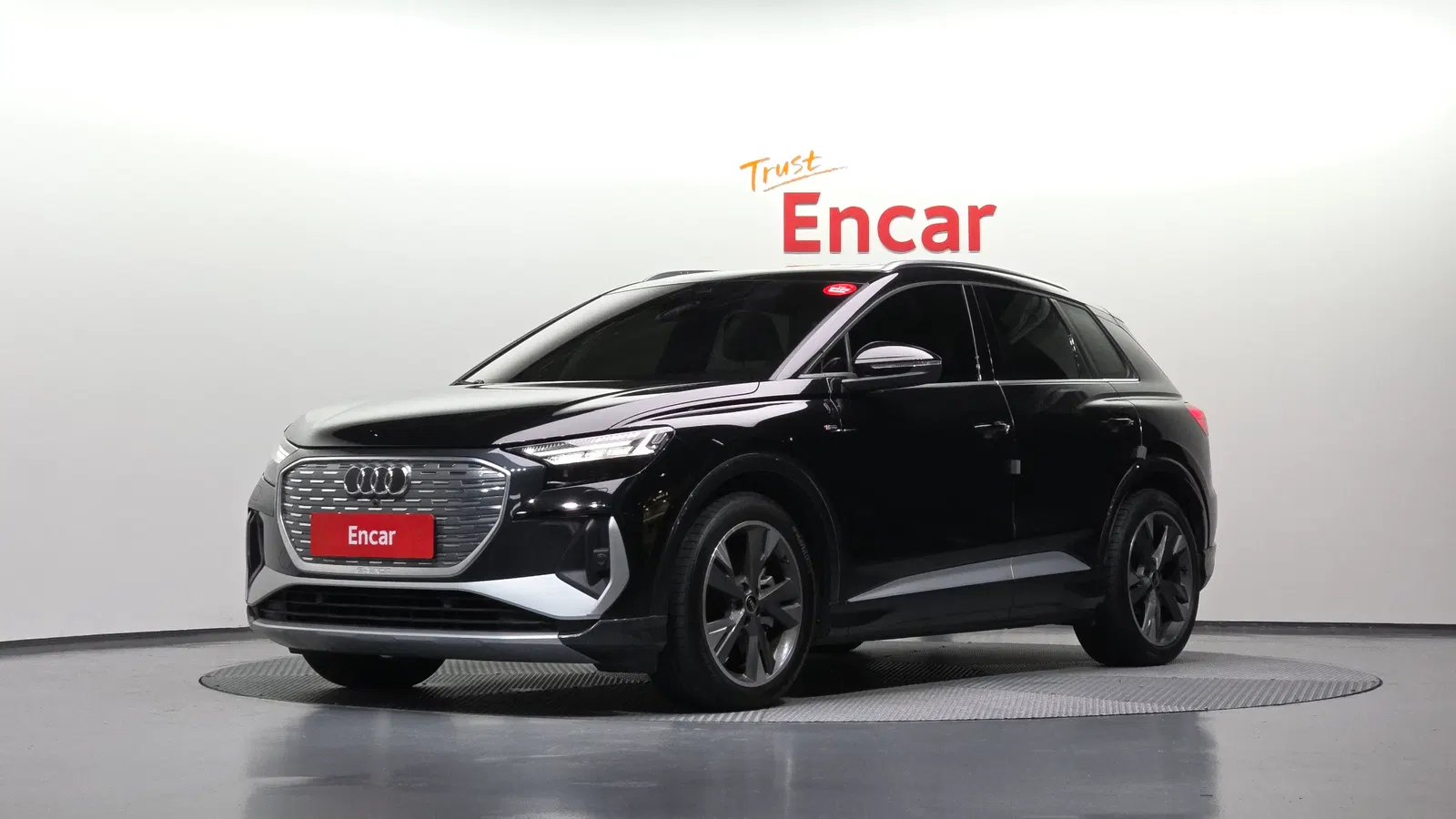 Audi Q4 e-tron (F4) 40 Premium 2022 — photo 1 sur 20