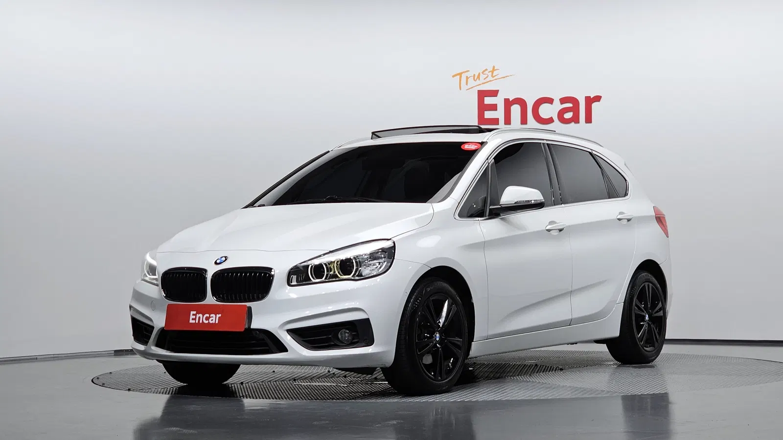 BMW Série 2 Active Tourer (F45) Joy 2018 — photo 1 sur 8