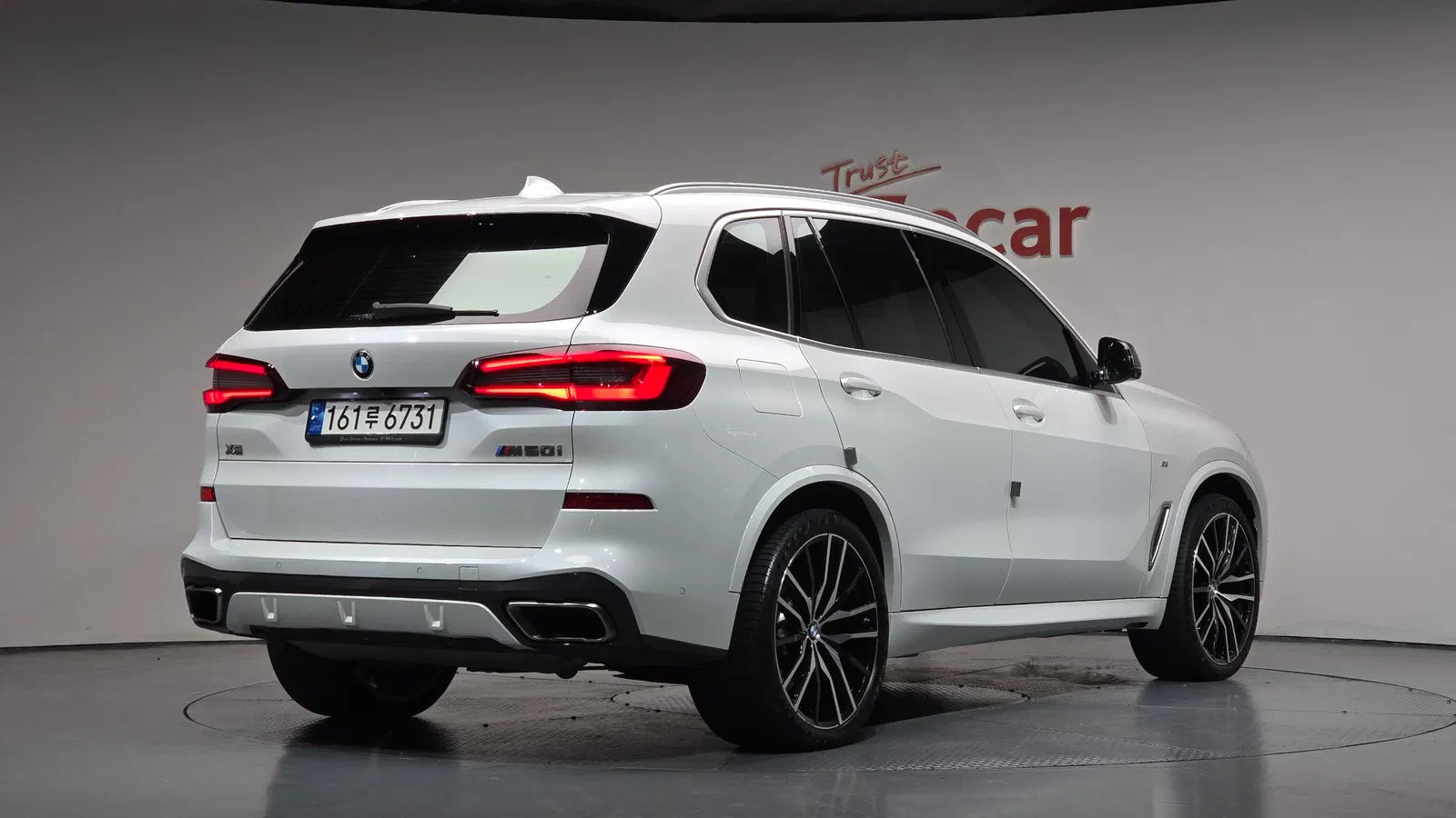 BMW X5 (G05) M50i 2022 — photo 1 sur 36