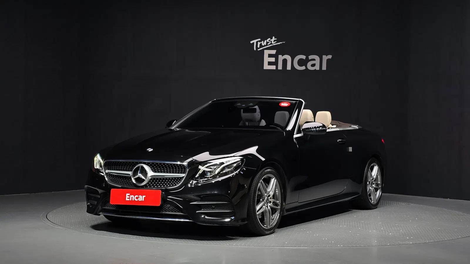 Mercedes-Benz Classe E E220d Cabriolet (W213) 2018 — photo 1 sur 32