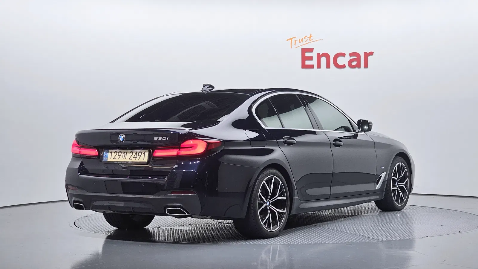 BMW Série 5 (G30) 530i M Sport 2022 — photo 1 sur 38