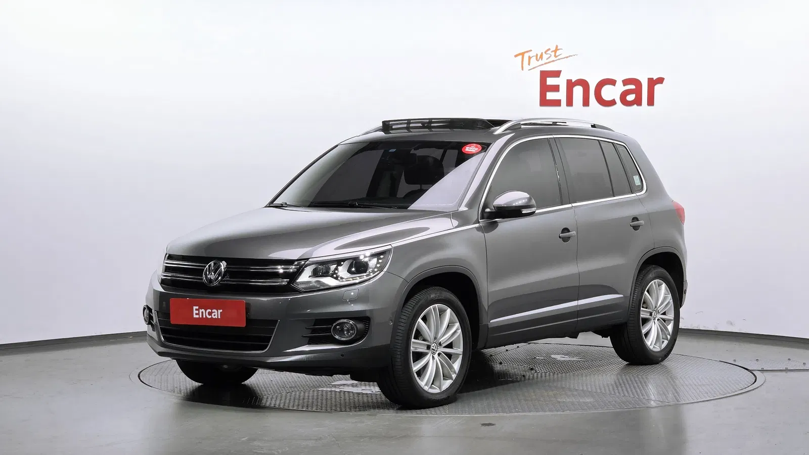 Volkswagen Tiguan 2.0 TDI Premium 2014 — photo 1 sur 20