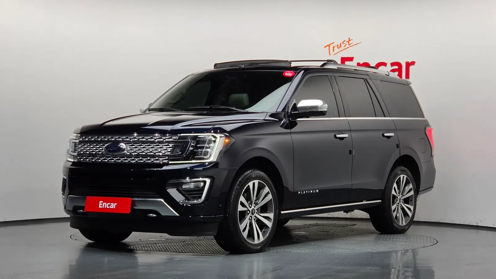 Ford Expedition Platinum 4WD 2021 — photo 1 sur 33