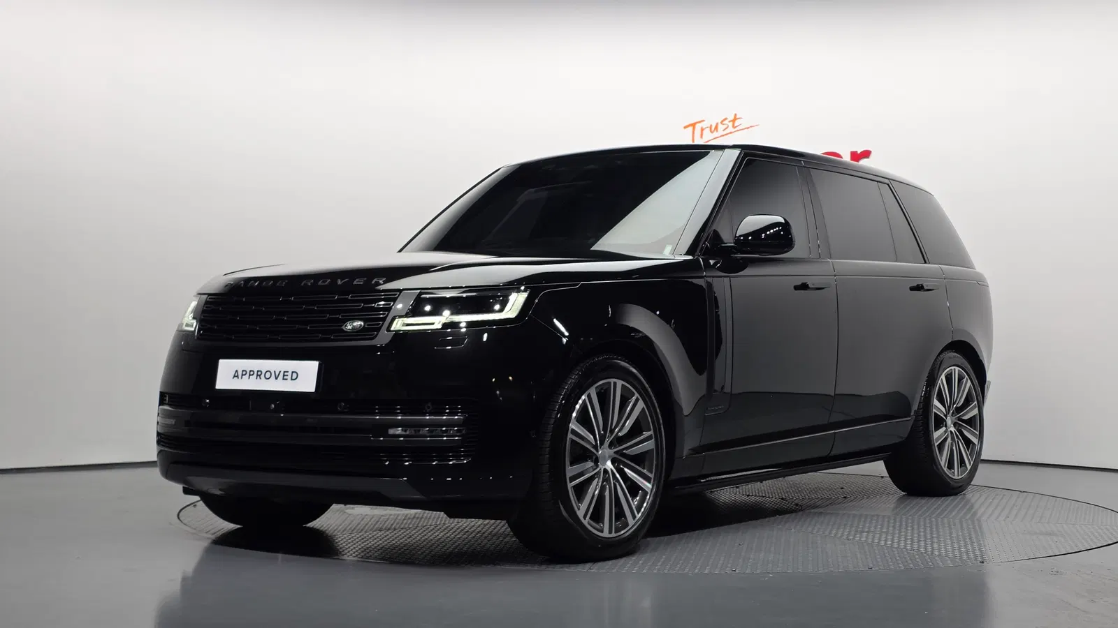 Land Rover Range Rover 5e génération P530 AB LWB 2024 — photo 1 sur 20