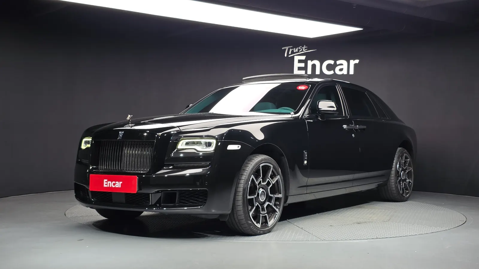 Rolls-Royce Ghost 6.6 EWB V12 2019 — photo 1 sur 26