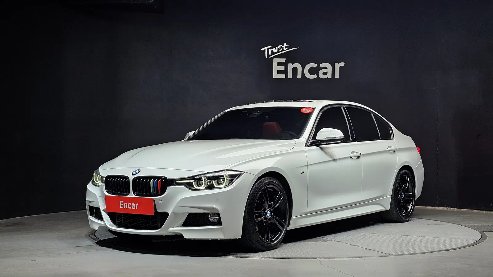 BMW Série 3 (F30) 330i M Sport Shadow 2018 — photo 1 sur 30