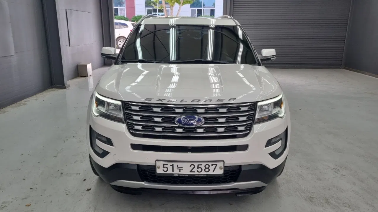 Ford Explorer 2.3 Limited 4WD 2017 — photo 1 sur 18