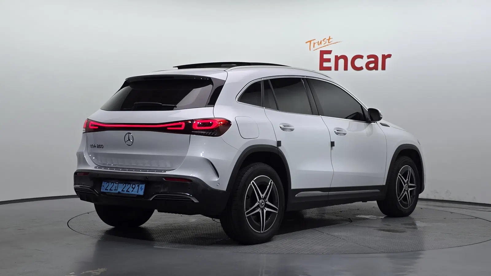Mercedes-Benz EQA AMG Package · EQA250 (H243) 2022 — photo 1 sur 32