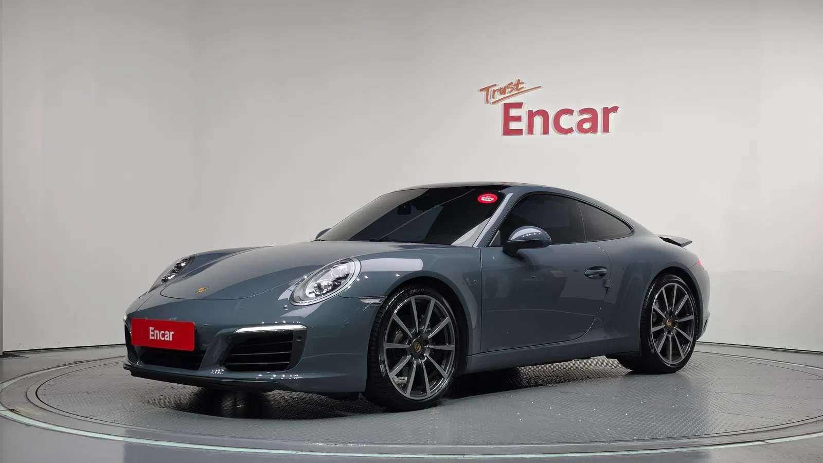 Porsche 911 Carrera 2017 — photo 1 sur 26