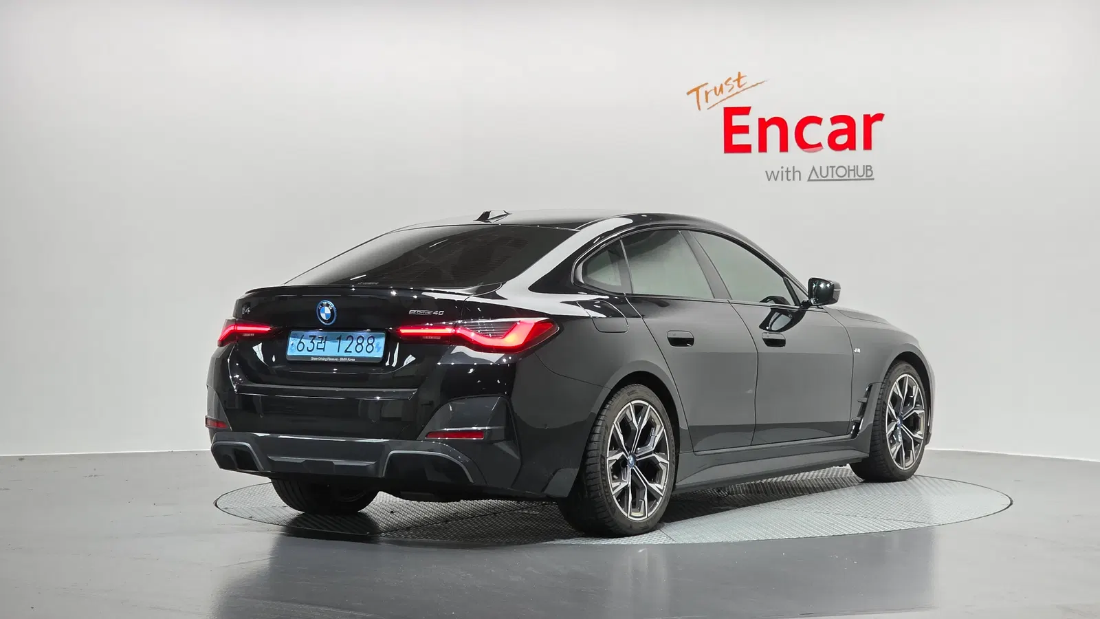 BMW i4 eDrive40 M Sport Pro 2022 — photo 1 sur 40
