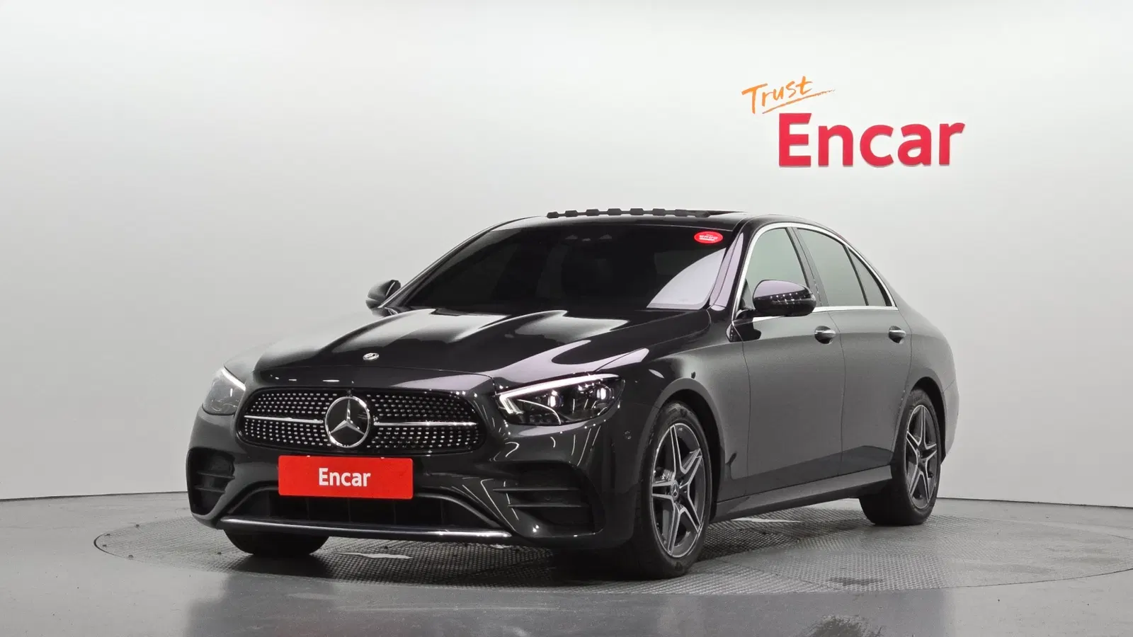 Mercedes-Benz Classe E AMG Line · E250 (W213) 2023 — photo 1 sur 31
