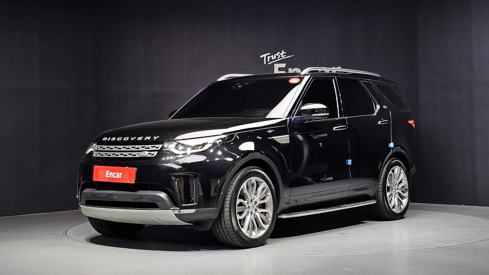 Land Rover Discovery 5 3.0 SD6 HSE Luxury 2019 — photo 1 sur 20