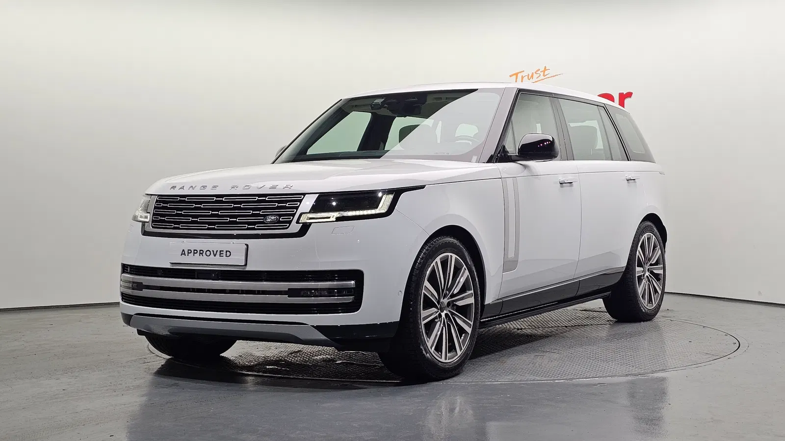 Land Rover Range Rover 5e génération P530 AB LWB 2026 — photo 1 sur 20