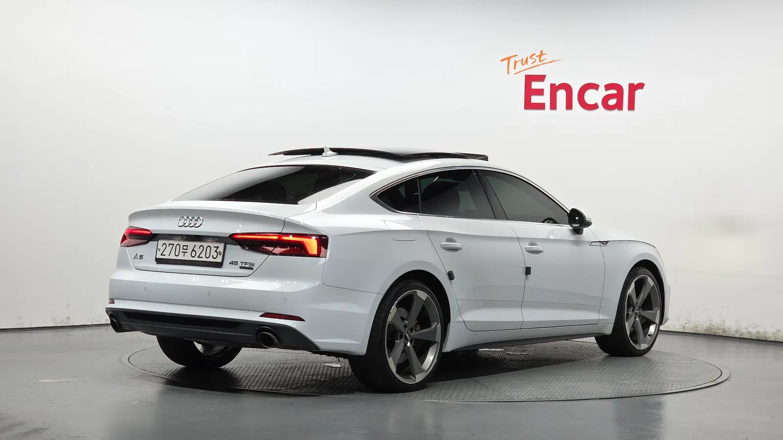 Audi A5 (F5) 45 TFSI Quattro Premium Sportback 2019 — photo 1 sur 48