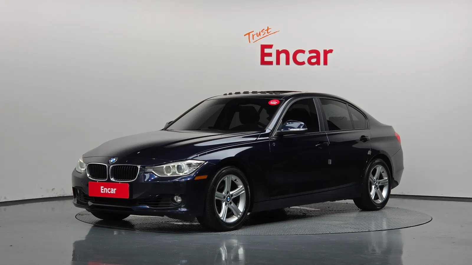 BMW Série 3 (F30) 320i 2013 — photo 1 sur 20