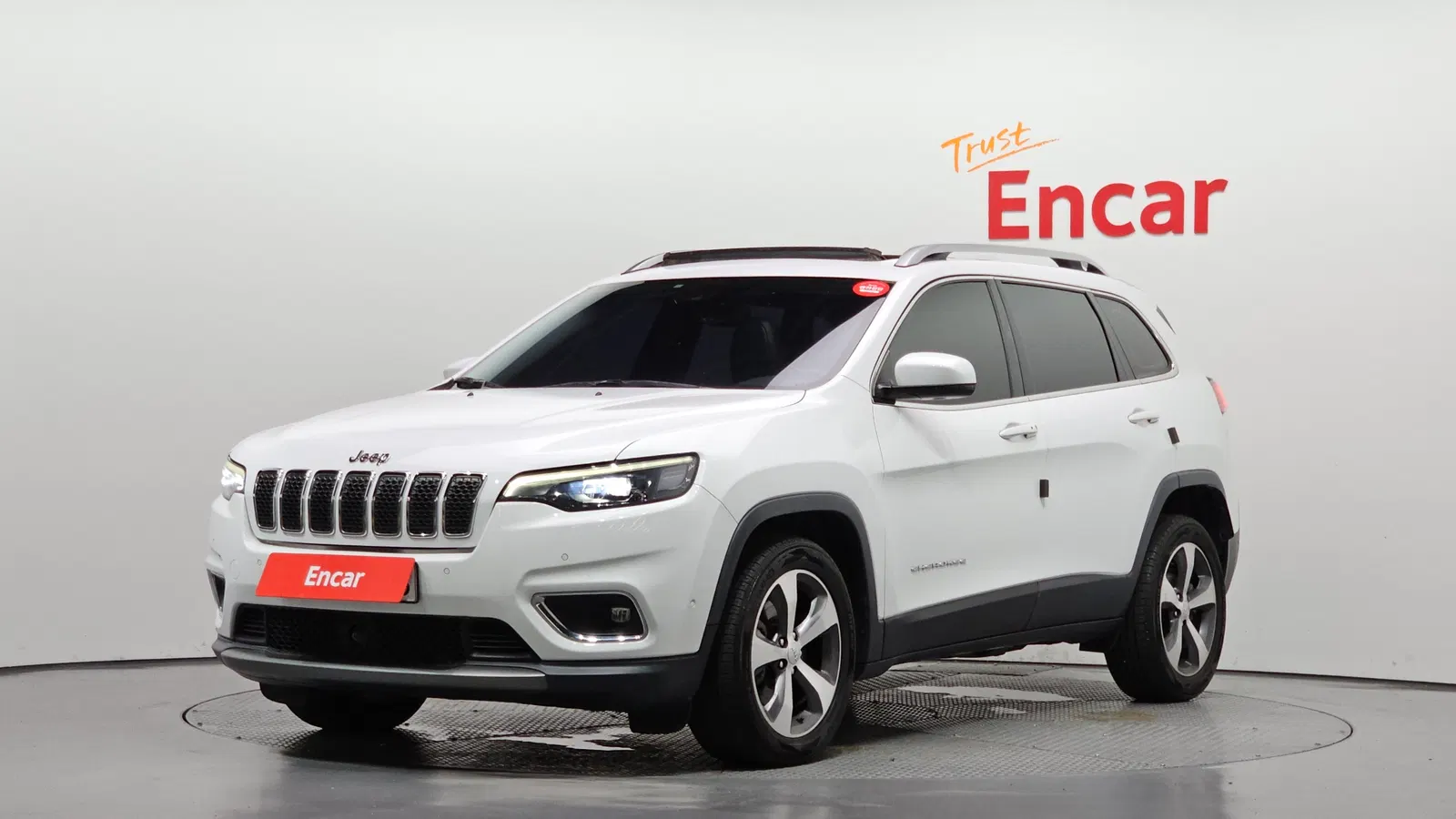 Jeep Cherokee(KL) 2.4 Limited 2WD 2020 — photo 1 sur 32