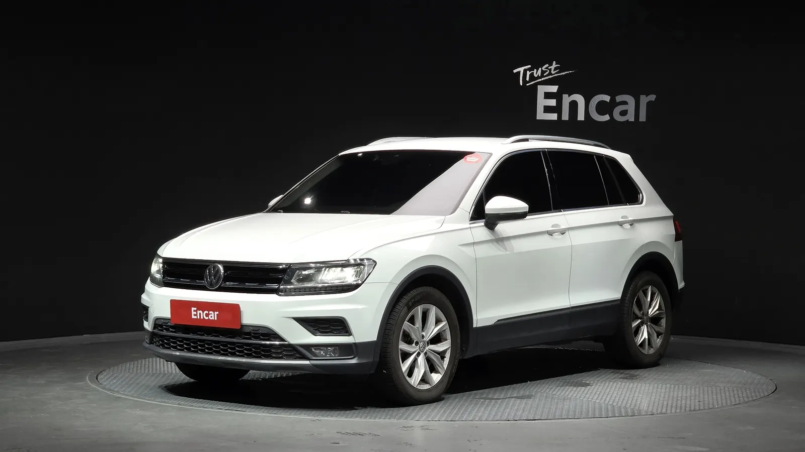 Volkswagen Tiguan 2e génération 2.0 TDI Premium 2020 — photo 1 sur 20