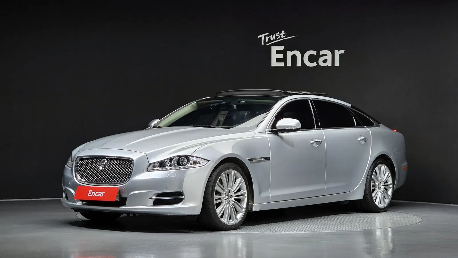 Jaguar All New XJ 5.0SC SuperSport LWB 2012 — photo 1 sur 20