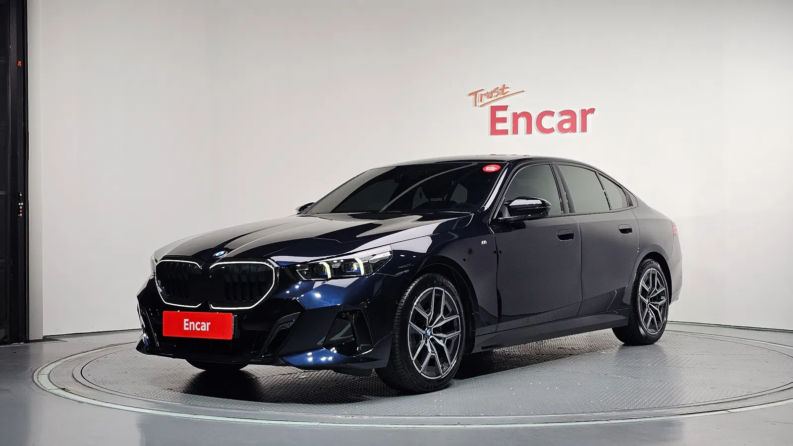 BMW Série 5 (G60) 520i M Sport 2026 — photo 1 sur 33