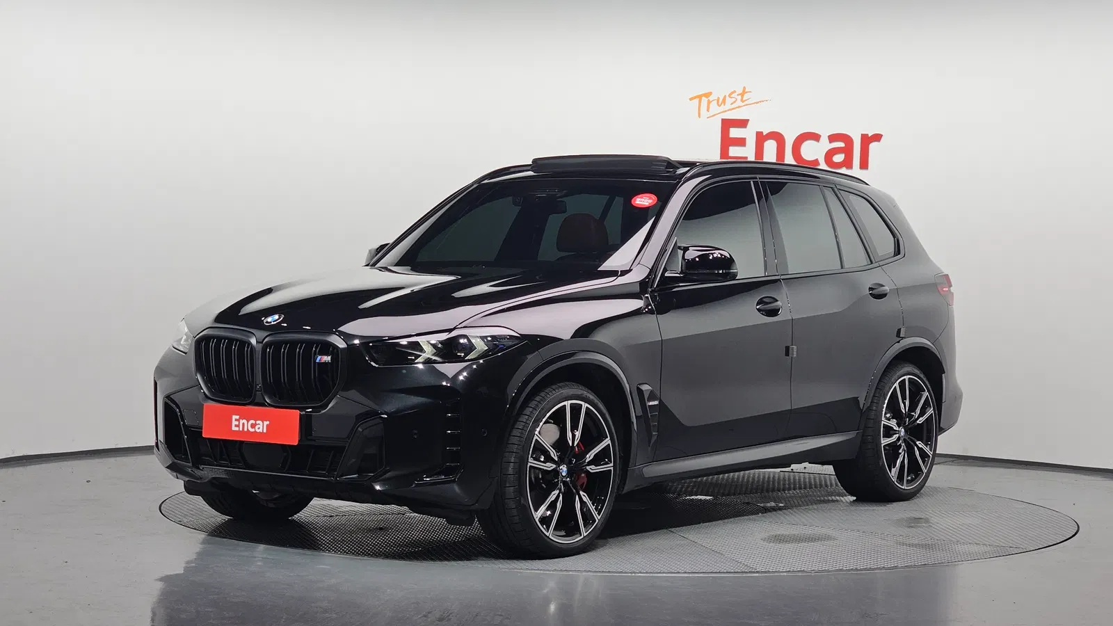 BMW X5 (G05) M60i 2025 — photo 1 sur 36