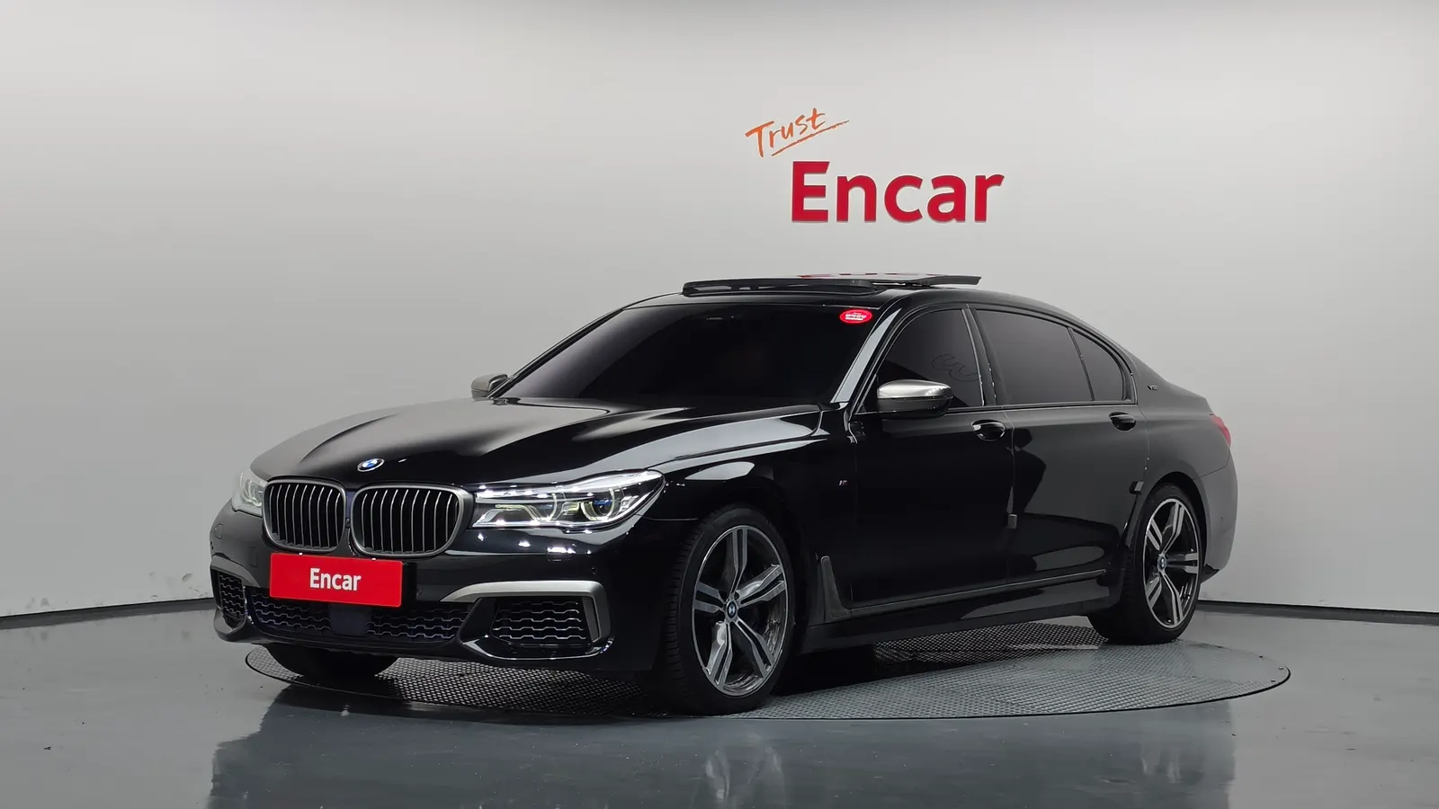 BMW Série 7 (G11) M760Li xDrive 2017 — photo 1 sur 43
