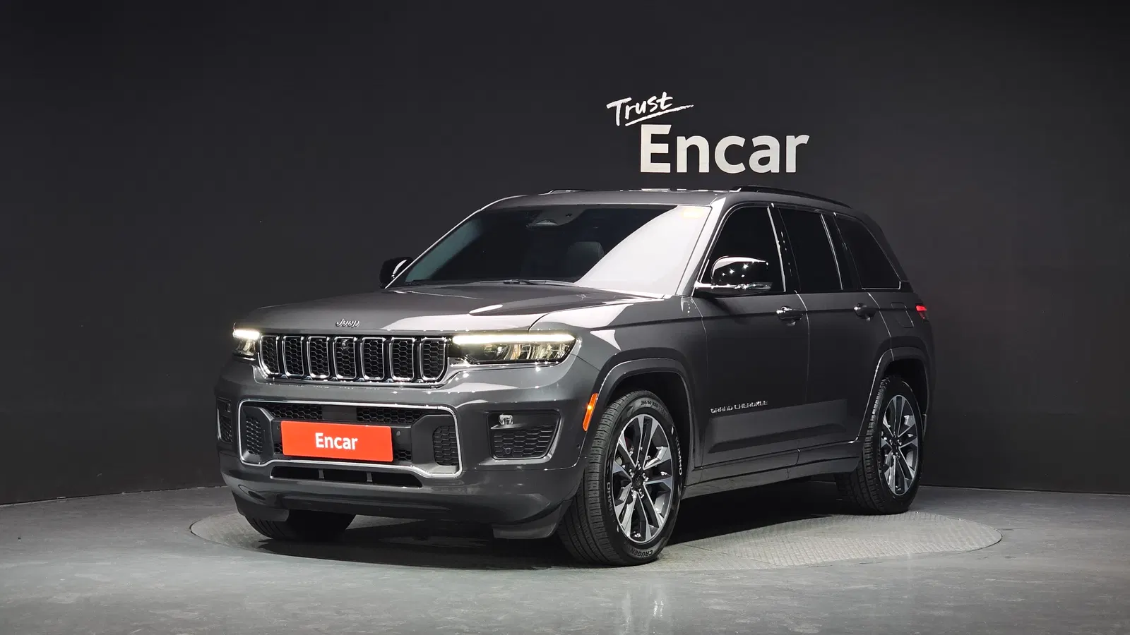 Jeep Grand Cherokee(WL) 3.6 Overland 2023 — photo 1 sur 42