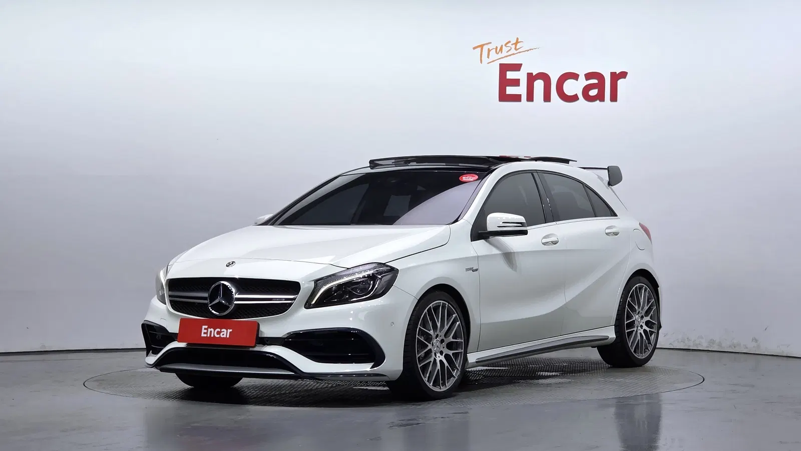 Mercedes-AMG Classe A A45 4MATIC (W176) 2018 — photo 1 sur 30