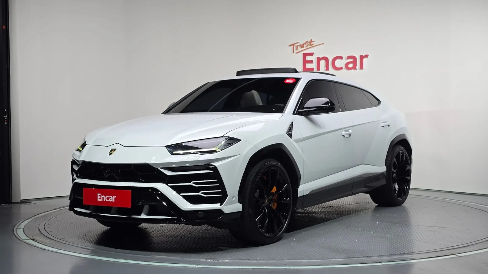 Lamborghini Urus 4.0 V8 2020 — photo 1 sur 43