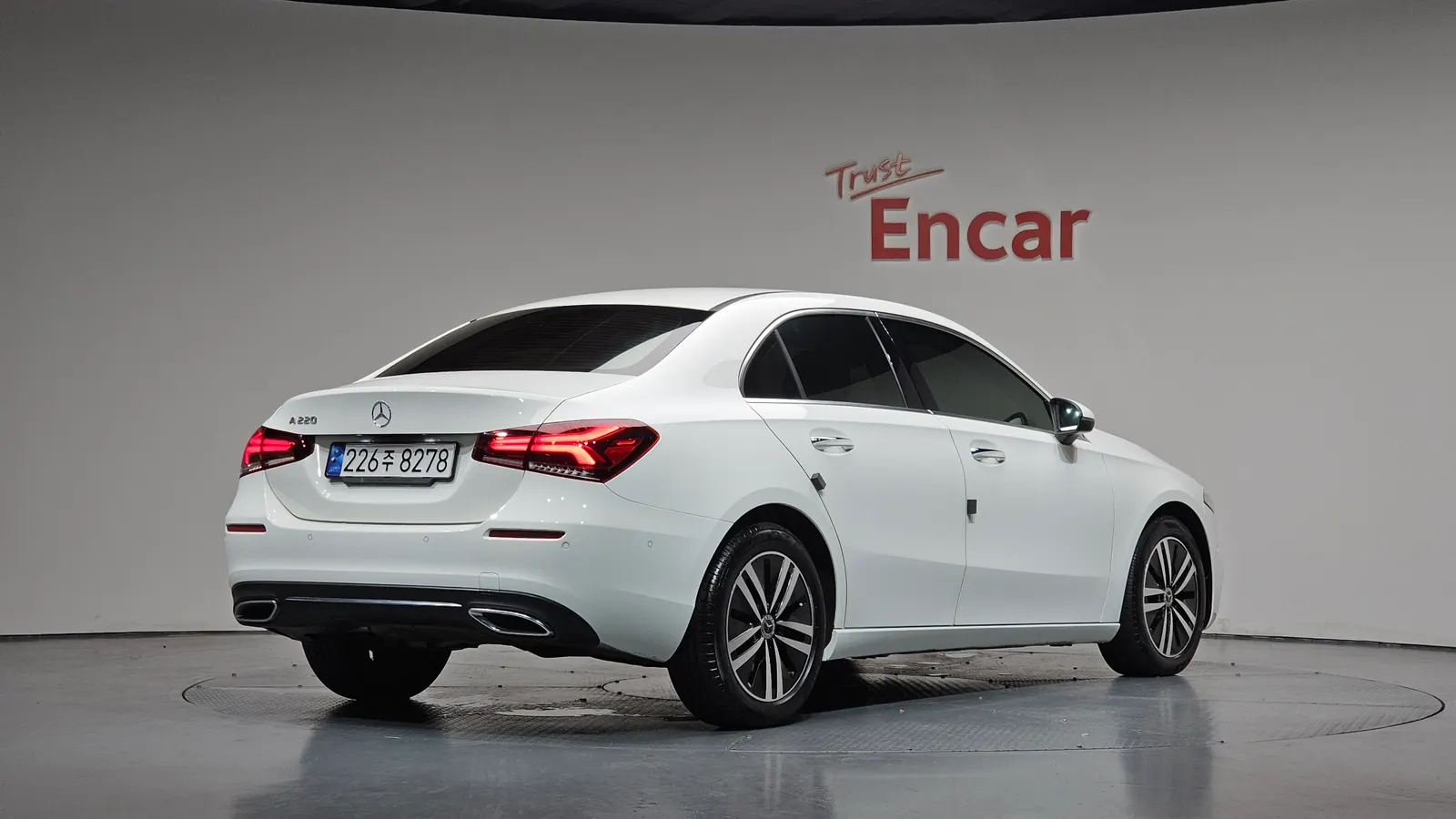Mercedes-Benz Classe A A220 Berline (W177) 2023 — photo 1 sur 31
