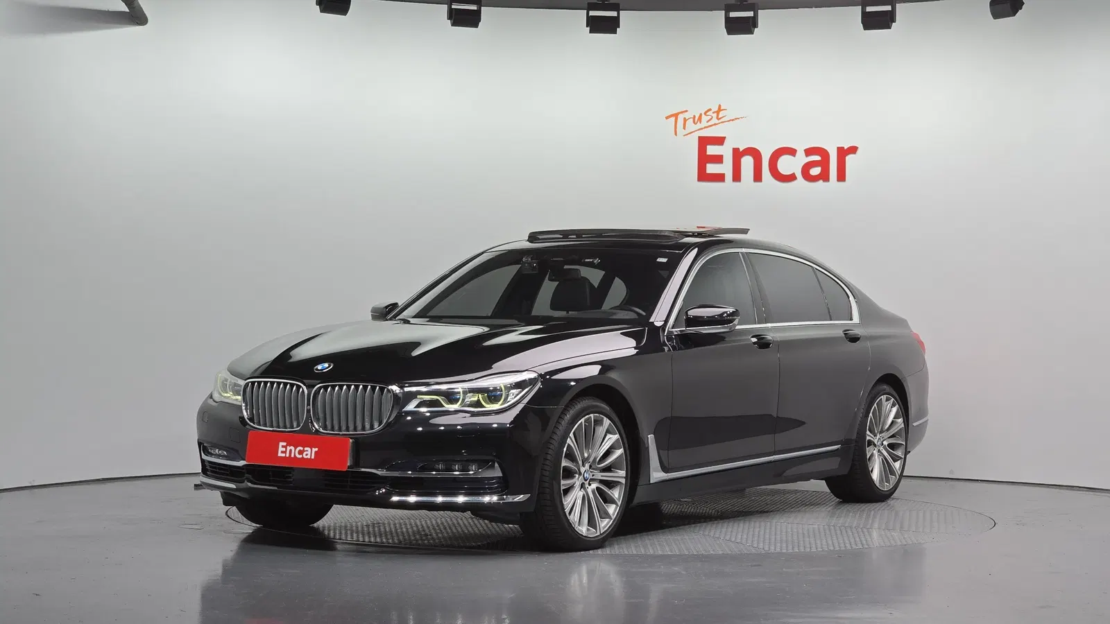 BMW Série 7 (G11) 750Li xDrive 2016 — photo 1 sur 20