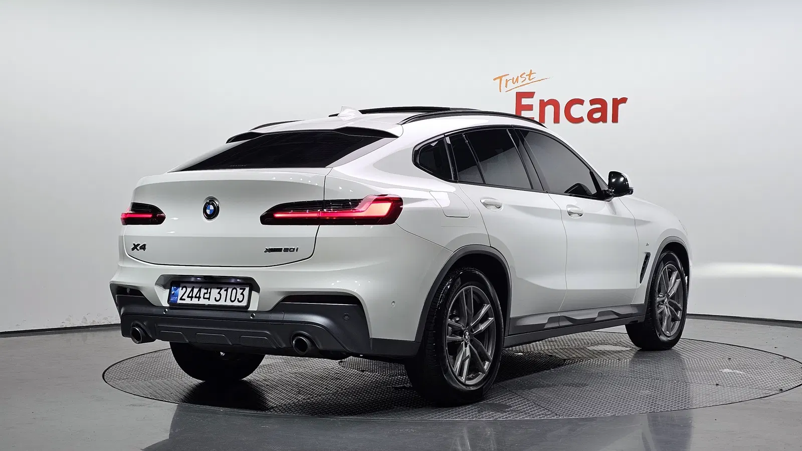 BMW X4 (G02) xDrive20i M Sport X 2021 — photo 1 sur 37