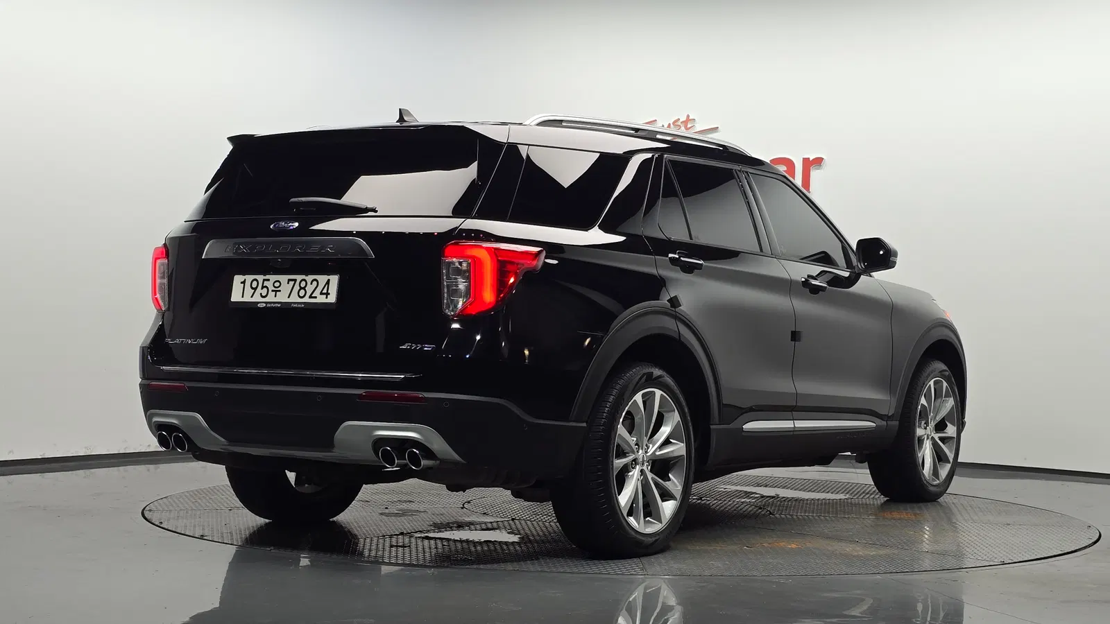 Ford Explorer 6e génération 3.0 Platinum 4WD 2021 — photo 1 sur 35