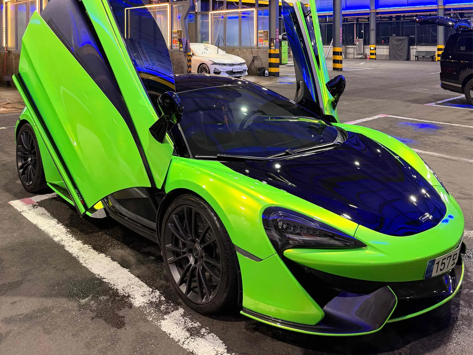 McLaren 570S 3.8 Coupé 2016 — photo 1 sur 5