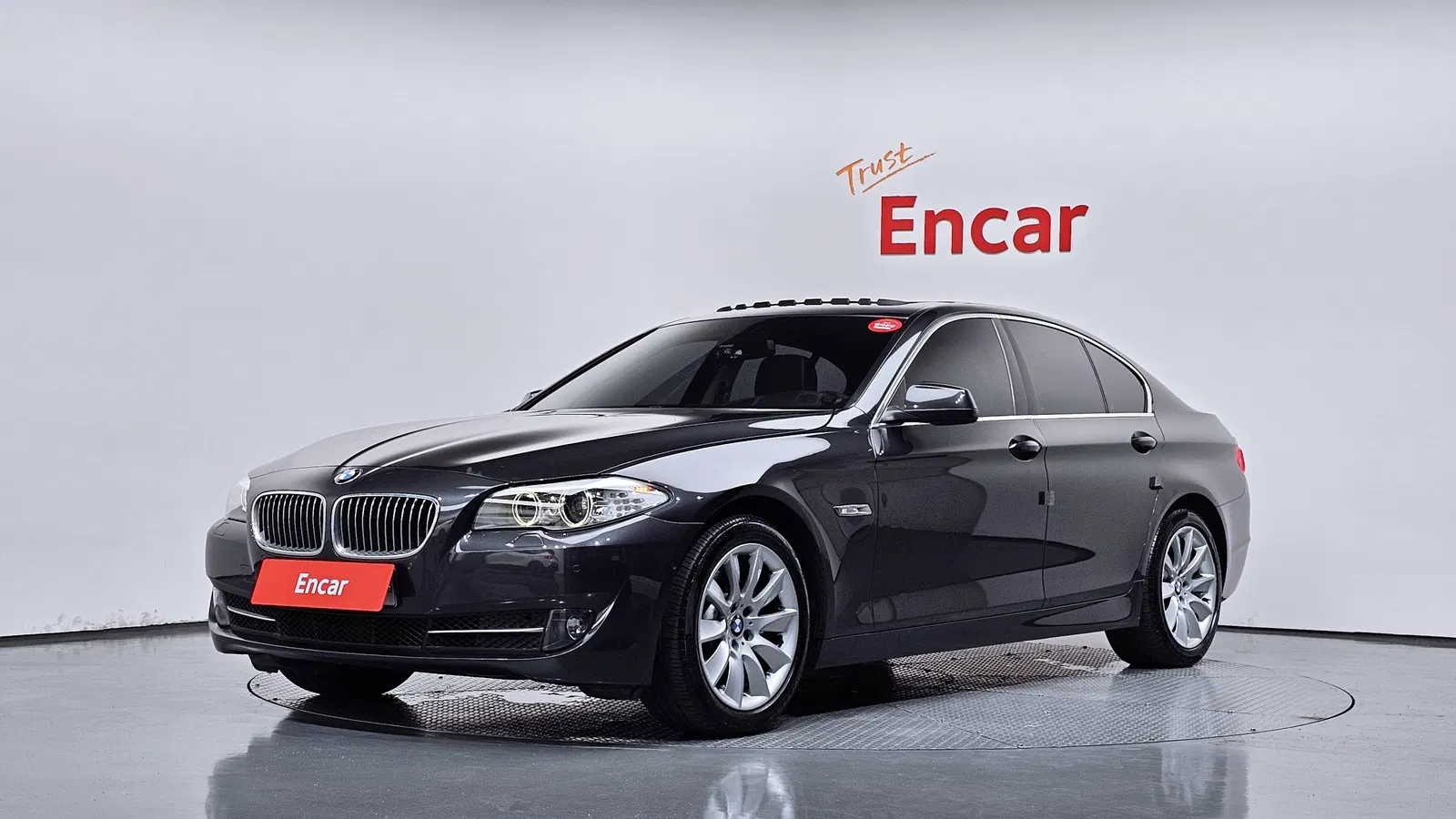 BMW Série 5 (F10) 528i 2013 — photo 1 sur 26