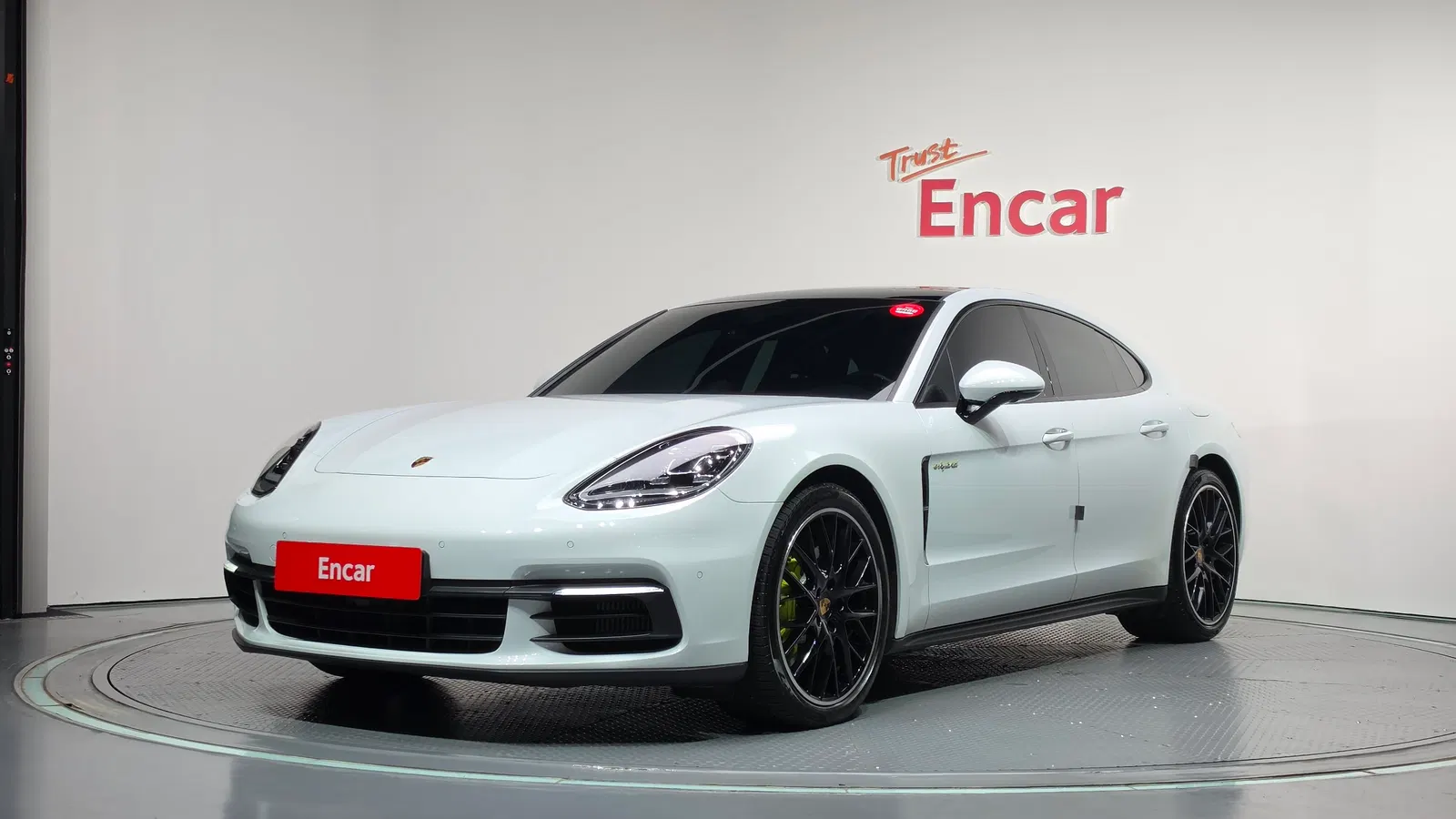 Porsche Panamera (971) 2.9 AWD E-Hybride 2018 — photo 1 sur 20