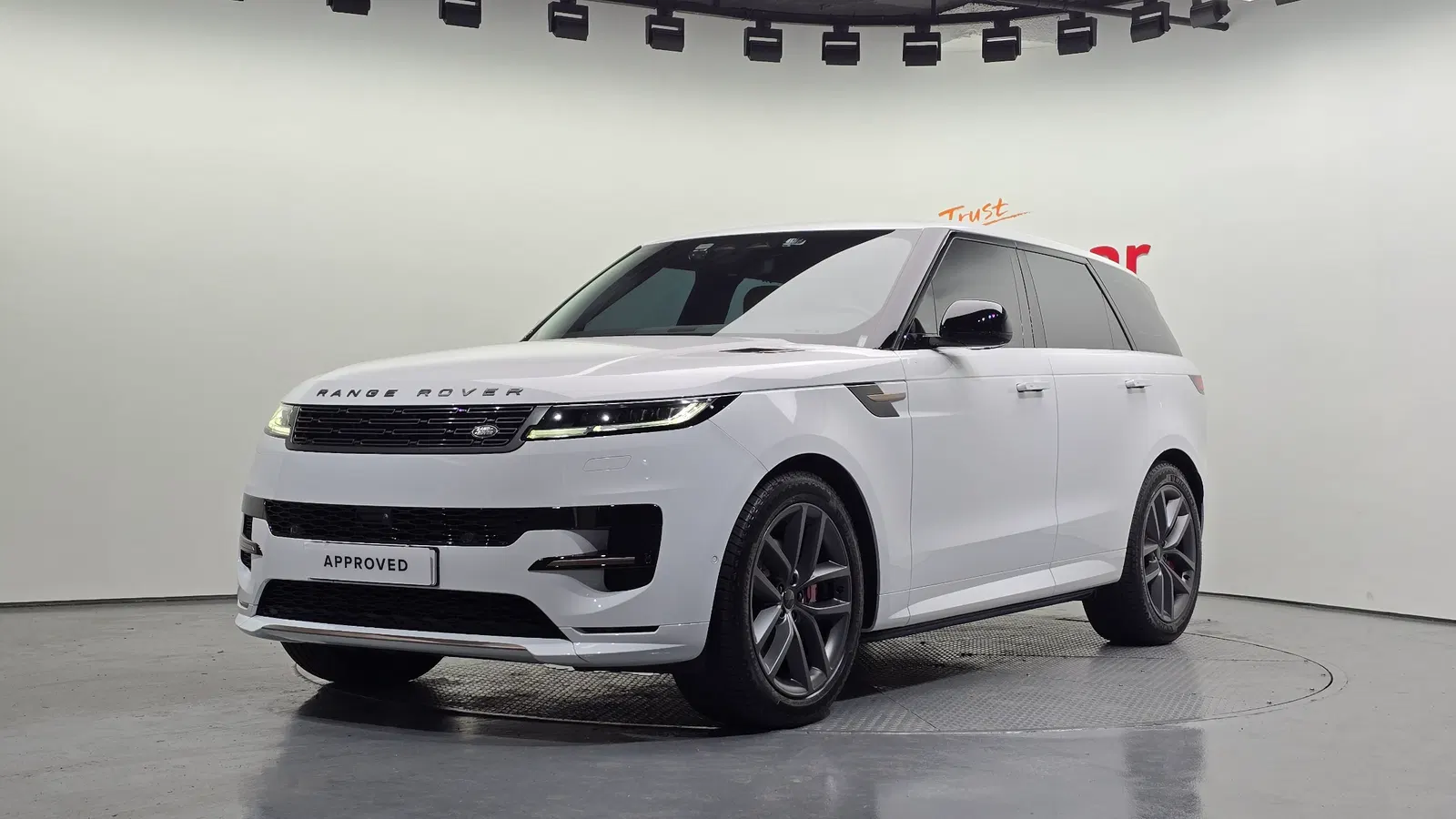 Land Rover Range Rover Sport 3e génération P360 HSE Dynamic 2026 — photo 1 sur 20