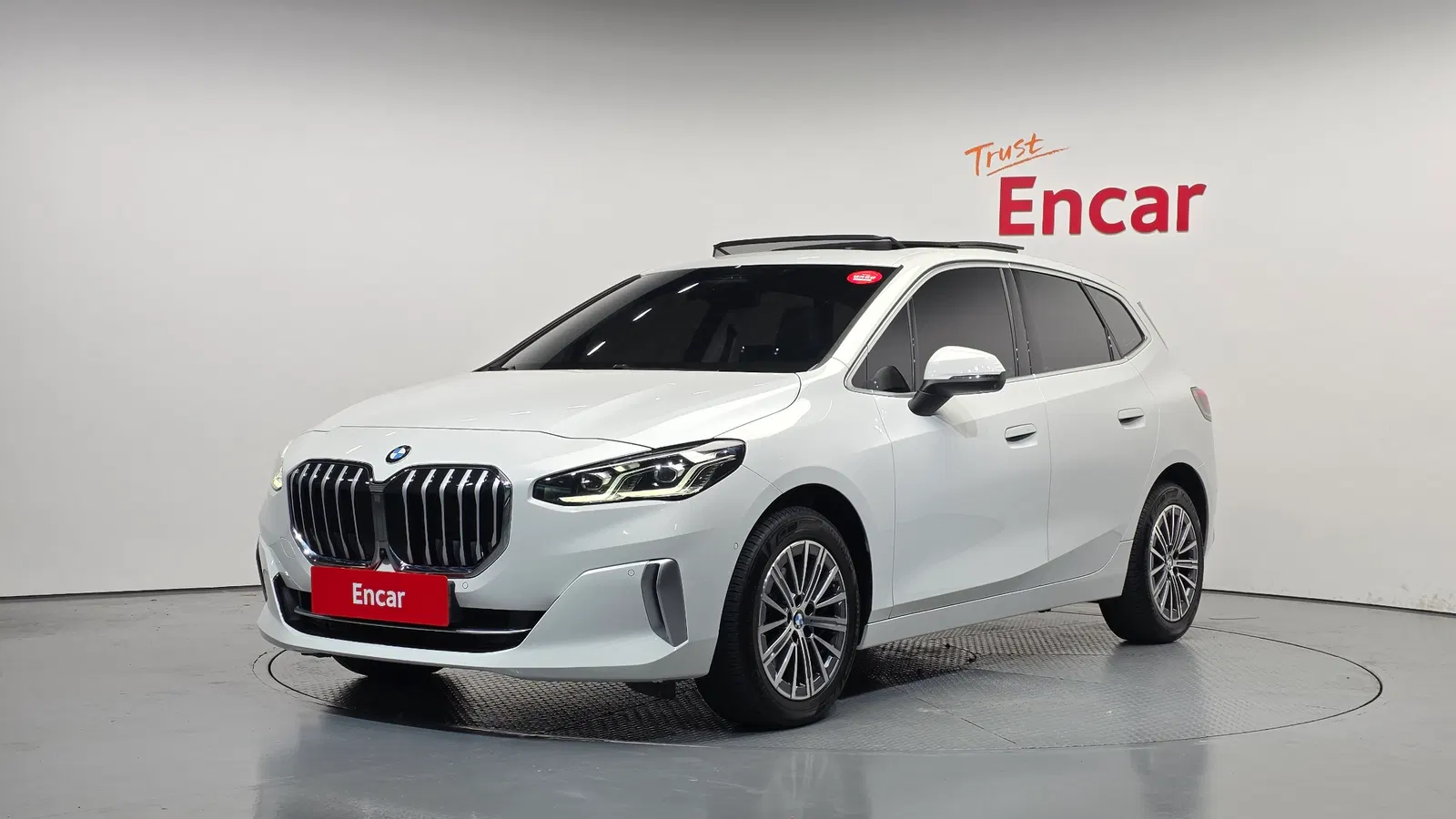 BMW Série 2 Active Tourer (U06) 218d Luxury 2023 — photo 1 sur 34