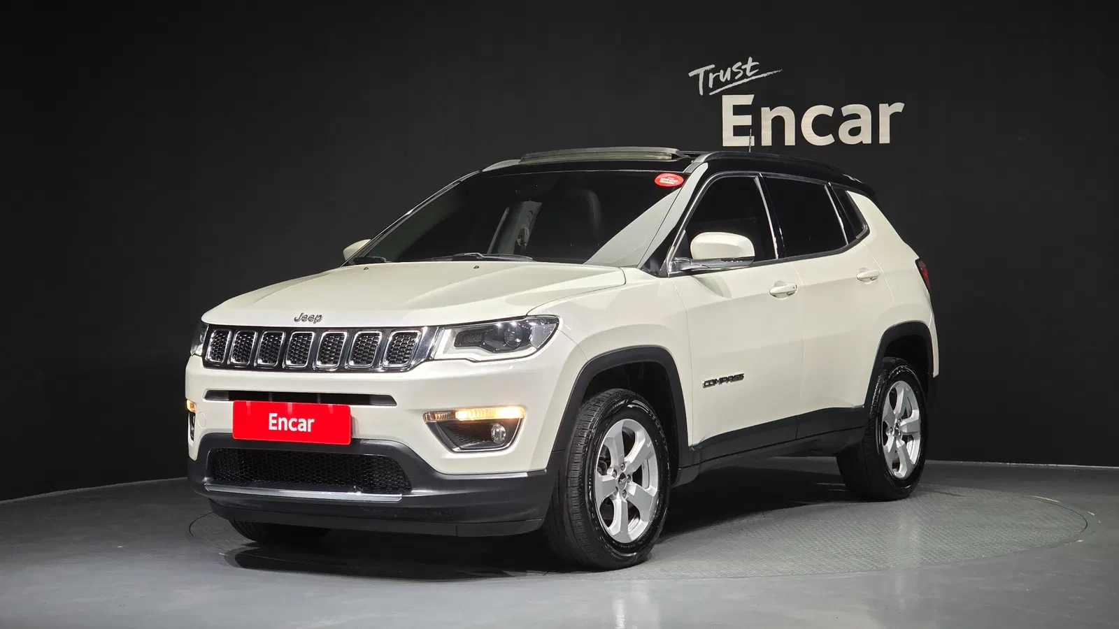 Jeep Compass 2e génération 2.4 Limited AWD 2018 — photo 1 sur 31